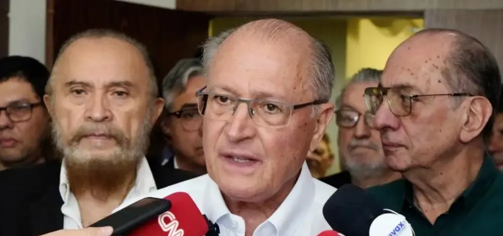 Alckmin sobre deportados dos EUA: “Nossa Constituição preza pela dignidade”