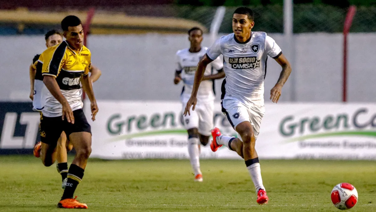 Botafogo é eliminado da Copinha após virada do Criciúma