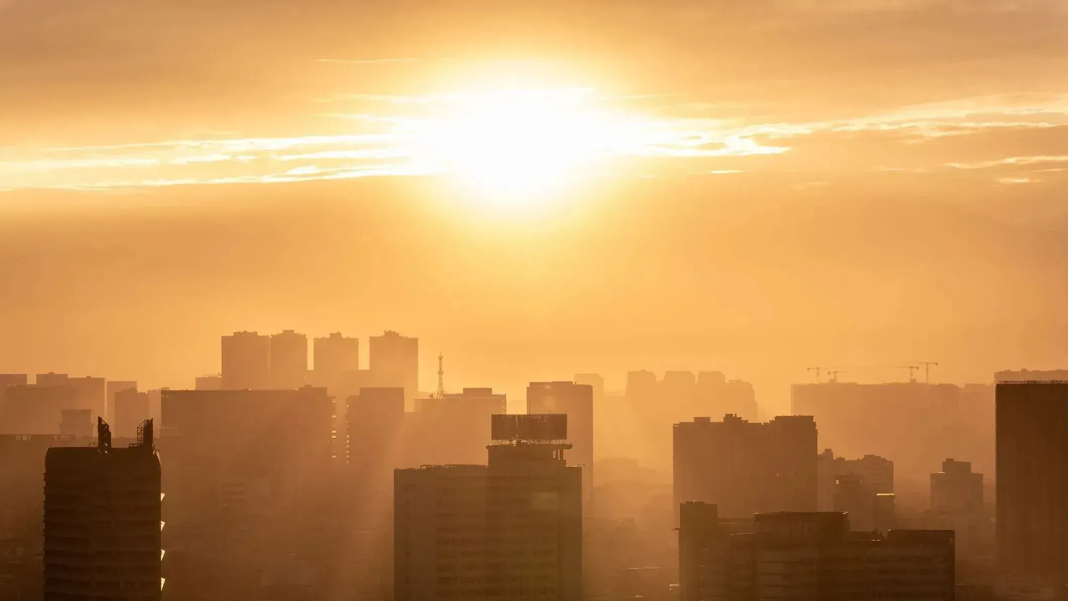 Incidência de chuvas deve variar entre regiões do País; calor persiste