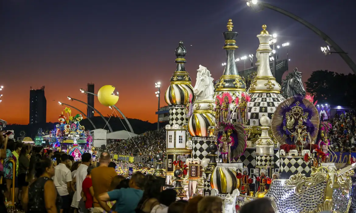 Feriados nacionais em 2025: saiba quais serão os próximos pós-carnaval