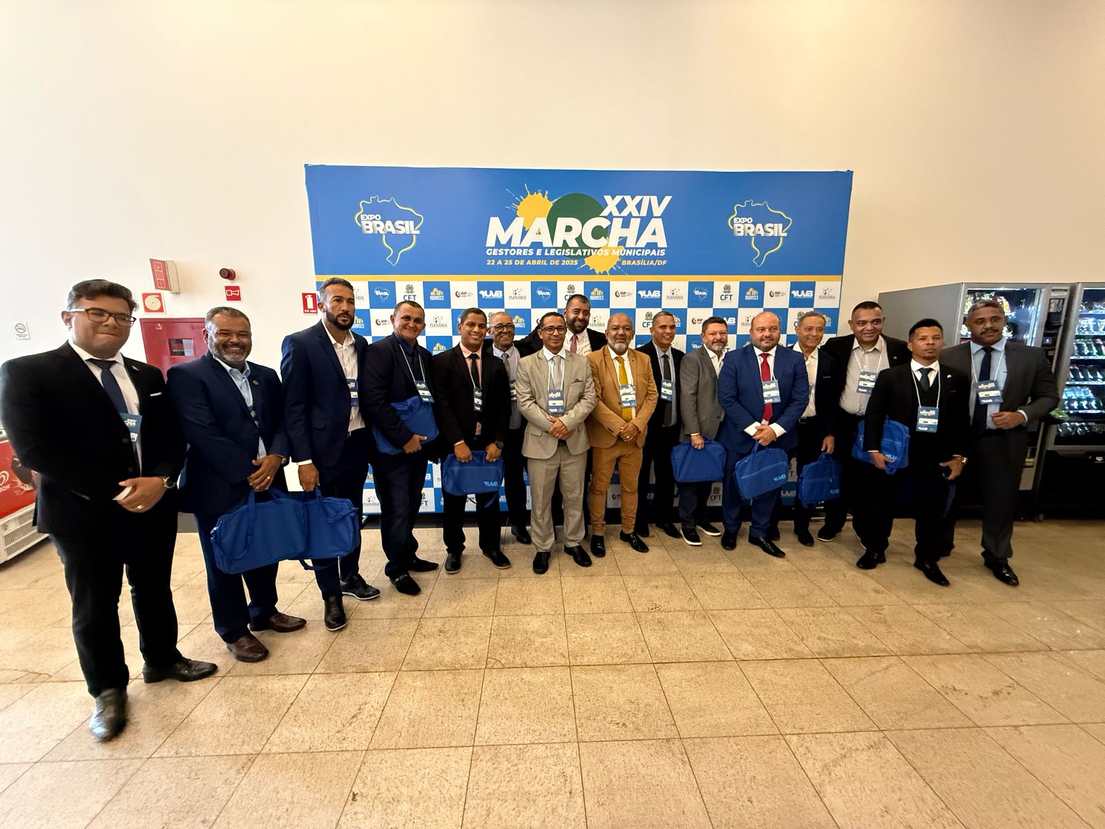 Vereadores de Camaçari participam da Marcha dos Gestores e Legislativos Municipais em Brasília