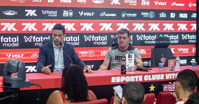Vai e vem do Vitória: Veja como está o Leão no mercado de transferências