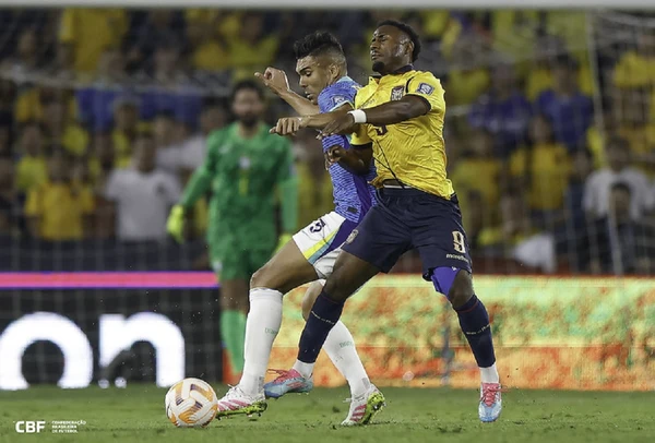 Brasil lembra time de Dorival com empate sem brilho no Equador na estreia de Ancelotti