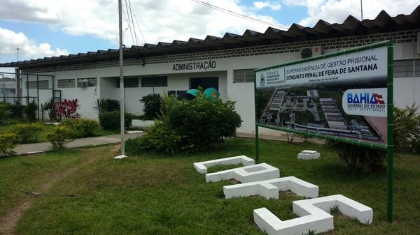 Três detentos escapam em fuga de presídio em Feira de Santana