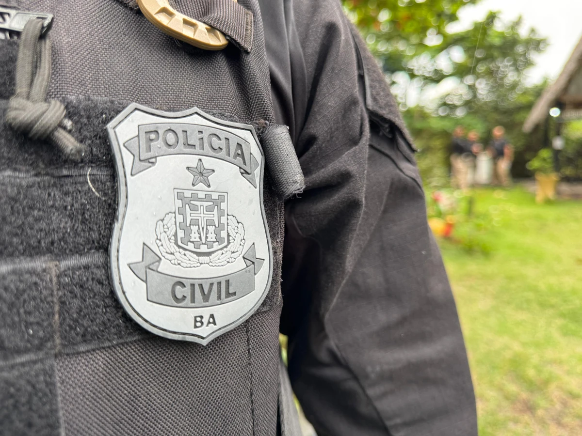 Suspeitos de extorquir mais de R$ 2 milhões de dono de farmácia são presos