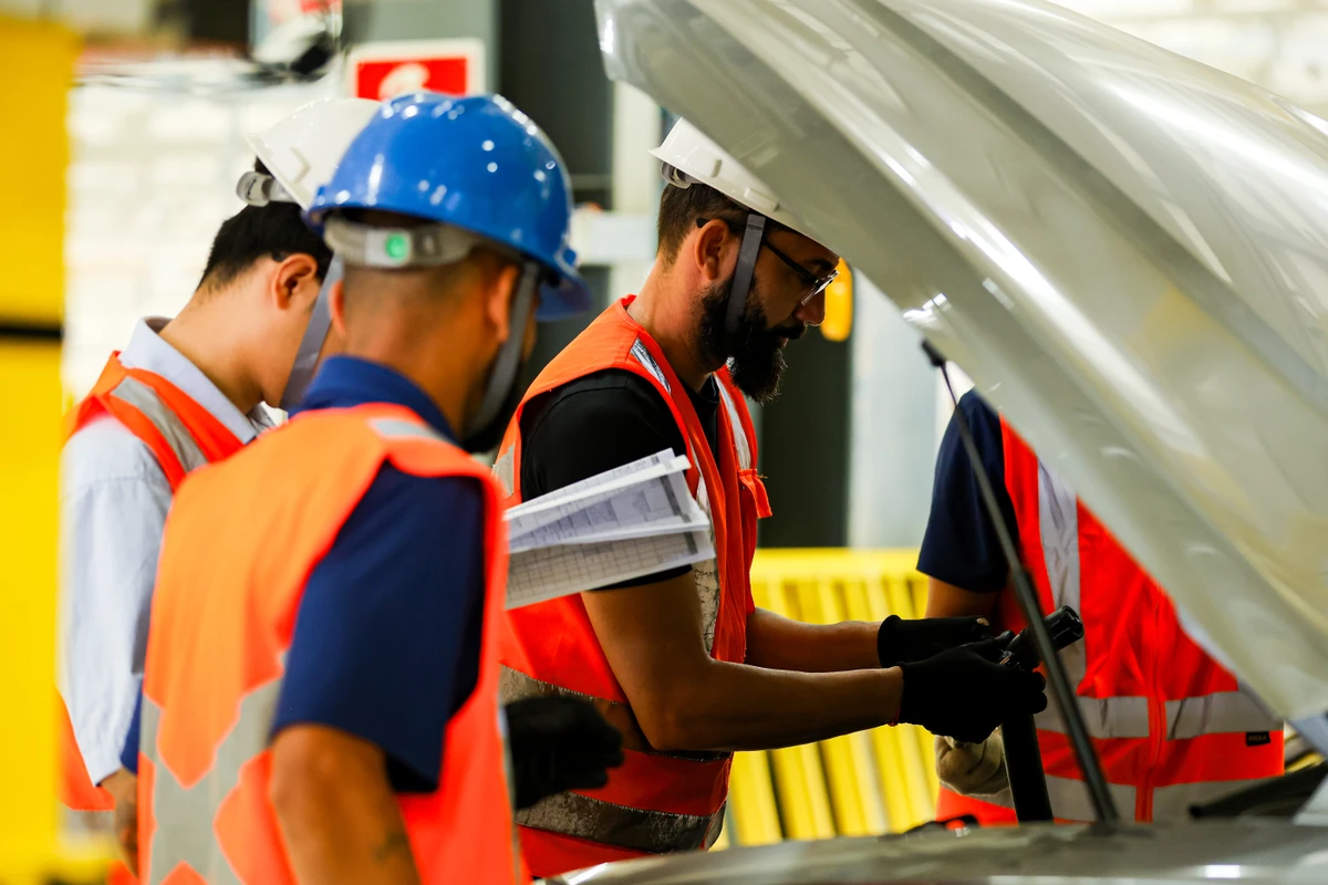 Veja como se candidatar às mais de 500 vagas na fábrica da BYD em Camaçari