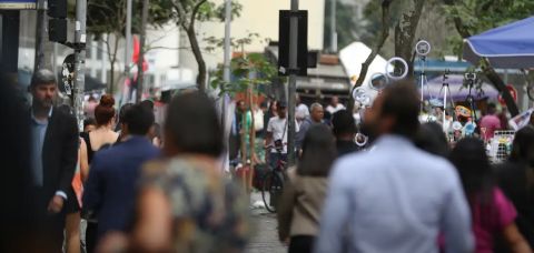 62% dizem que Brasil caminha na direção errada, diz pesquisa