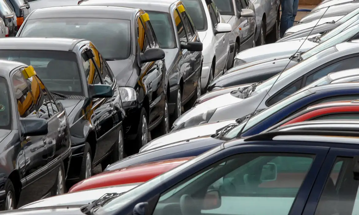 Exportações de veículos automotores tem alta