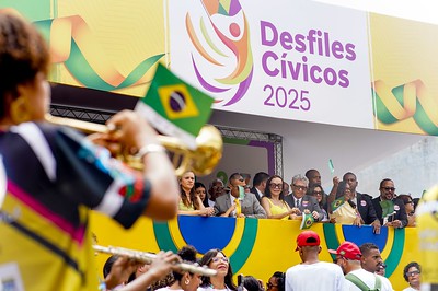 Desfile cívico na Gleba E abre comemoração dos 203 anos da Independência do Brasil