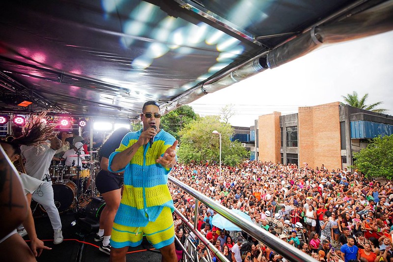 Camaçari encerra comemorações dos 267 anos com show de Xanddy Harmonia e atrai mais de 40 mil pessoas