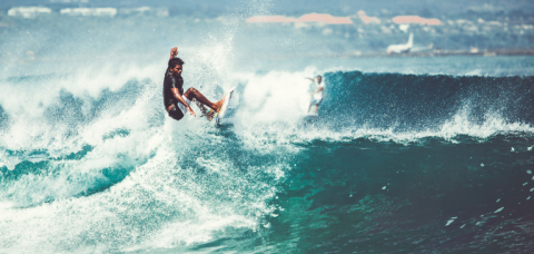 Conheça os principais “picos” de surfe no Brasil