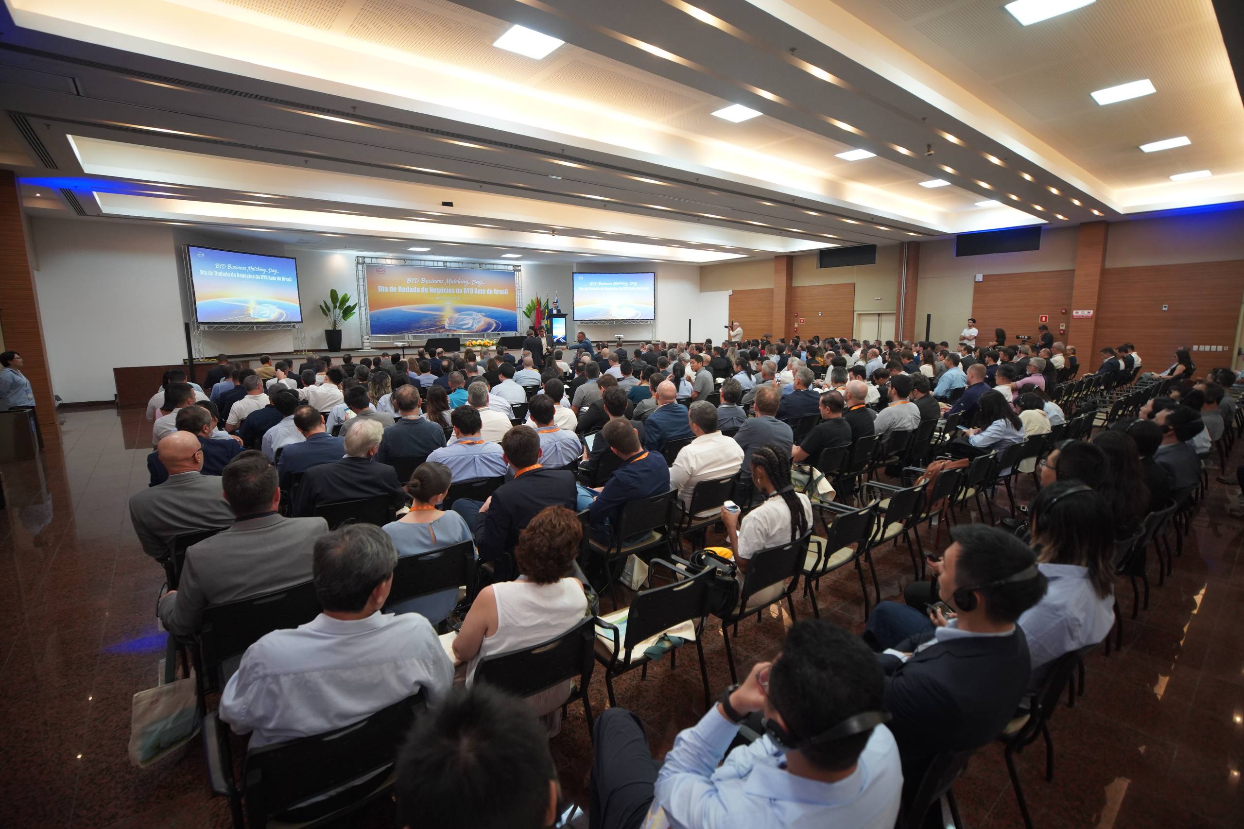Prefeitura participa do Dia de Rodada de Negócios da BYD
