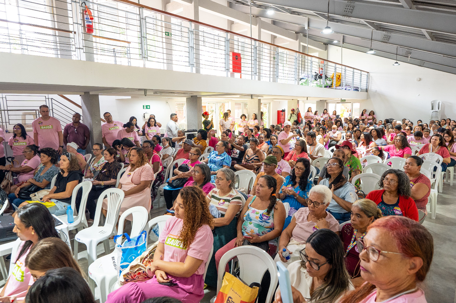 Conexão Saúde oferta série de serviços em alusão ao Outubro Rosa