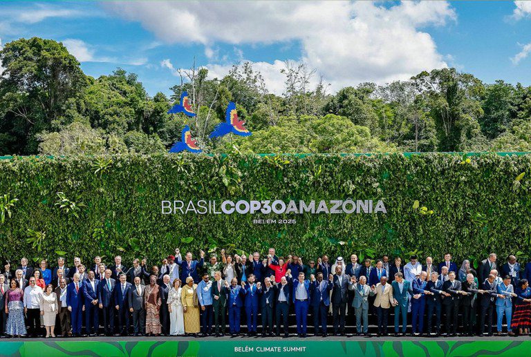 Brasil lança Declaração de combate ao racismo ambiental em Cúpula dos Líderes da COP 30