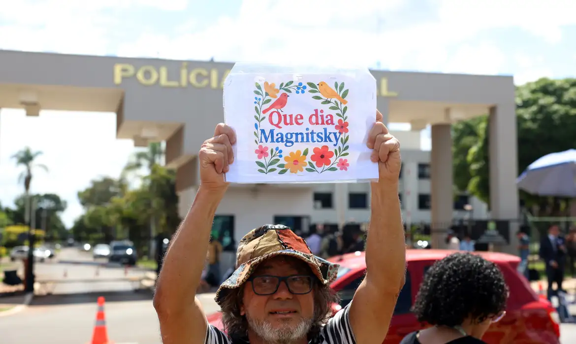 Ministros defendem decisão de Moraes sobre prisão de Bolsonaro
