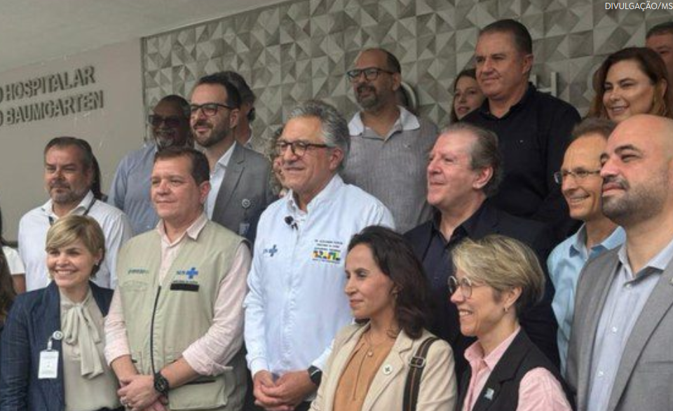 Padilha inaugura em Blumenau novo acelerador linear para tratamento oncológico