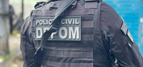 Casal suspeito de desviar mais de meio milhão de reais é preso em Salvador