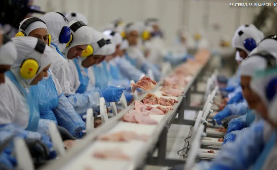 Preços da indústria caem 0,48% em outubro, nona queda seguida