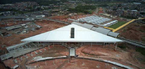 Governador recebe as chaves do novo terminal rodoviário da capital baiana