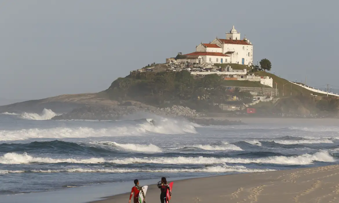 Selo Bandeira Azul vai receber inscrições de praias e marinas em abril