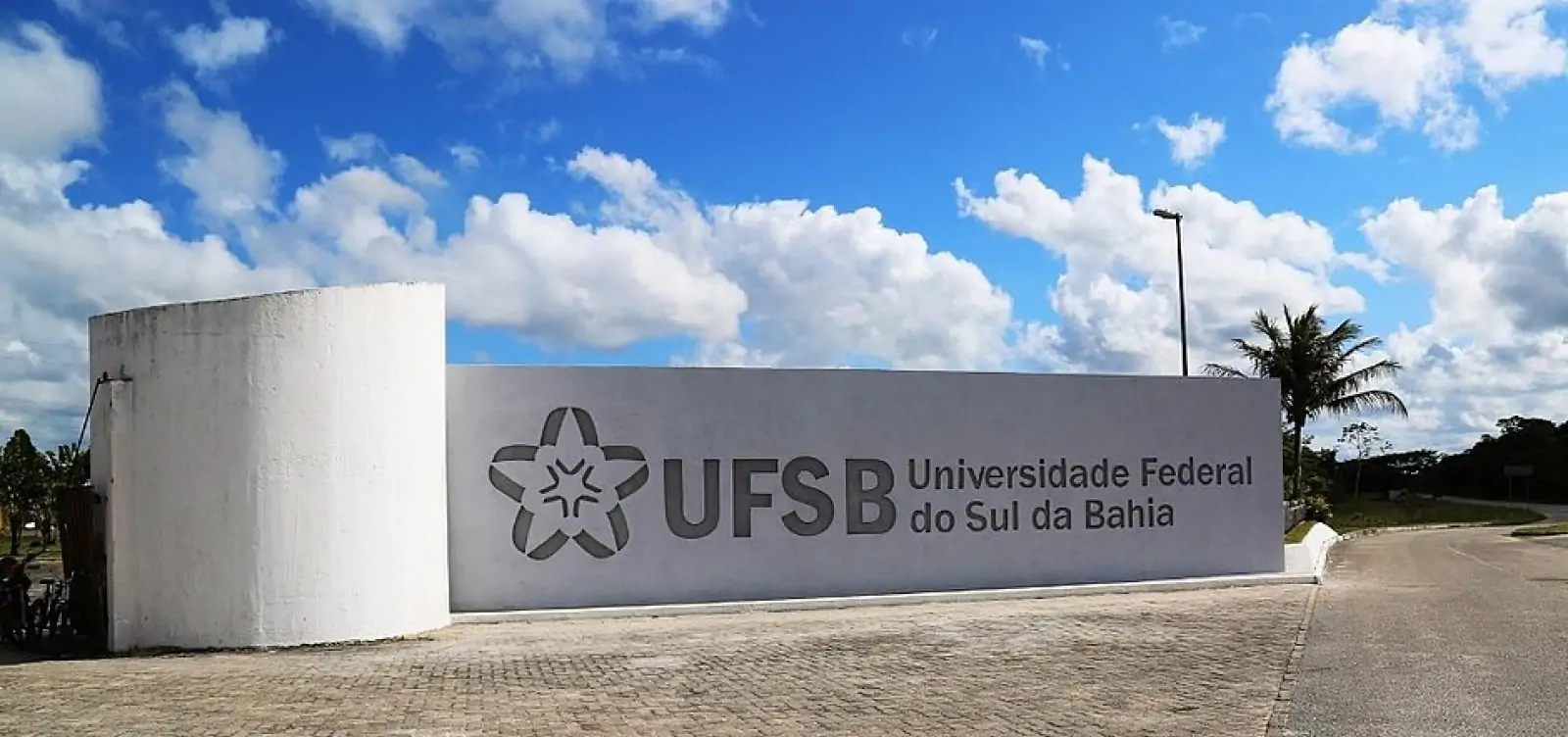 Universidade da Bahia abre inscrições para mais de 1.200 vagas em cursos de graduação