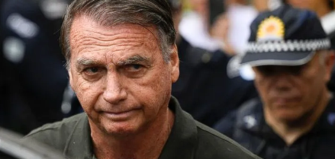 Exames de Bolsonaro evidenciaram “densificação de partes moles” na cabeça