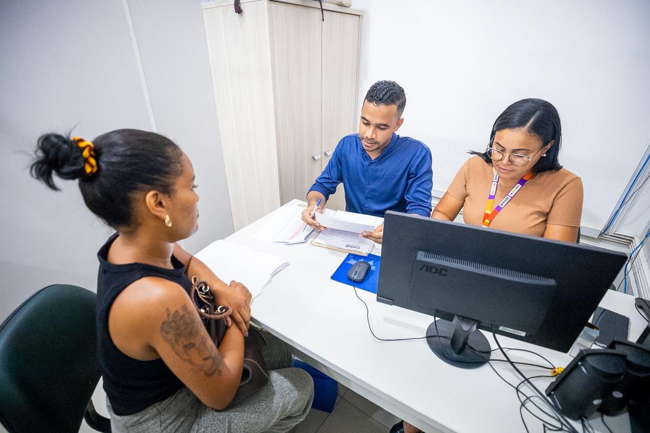 Perfil dos compatíveis do MCMV revela maioria feminina, com filhos e em situação de vulnerabilidade; atendimento começou nesta segunda