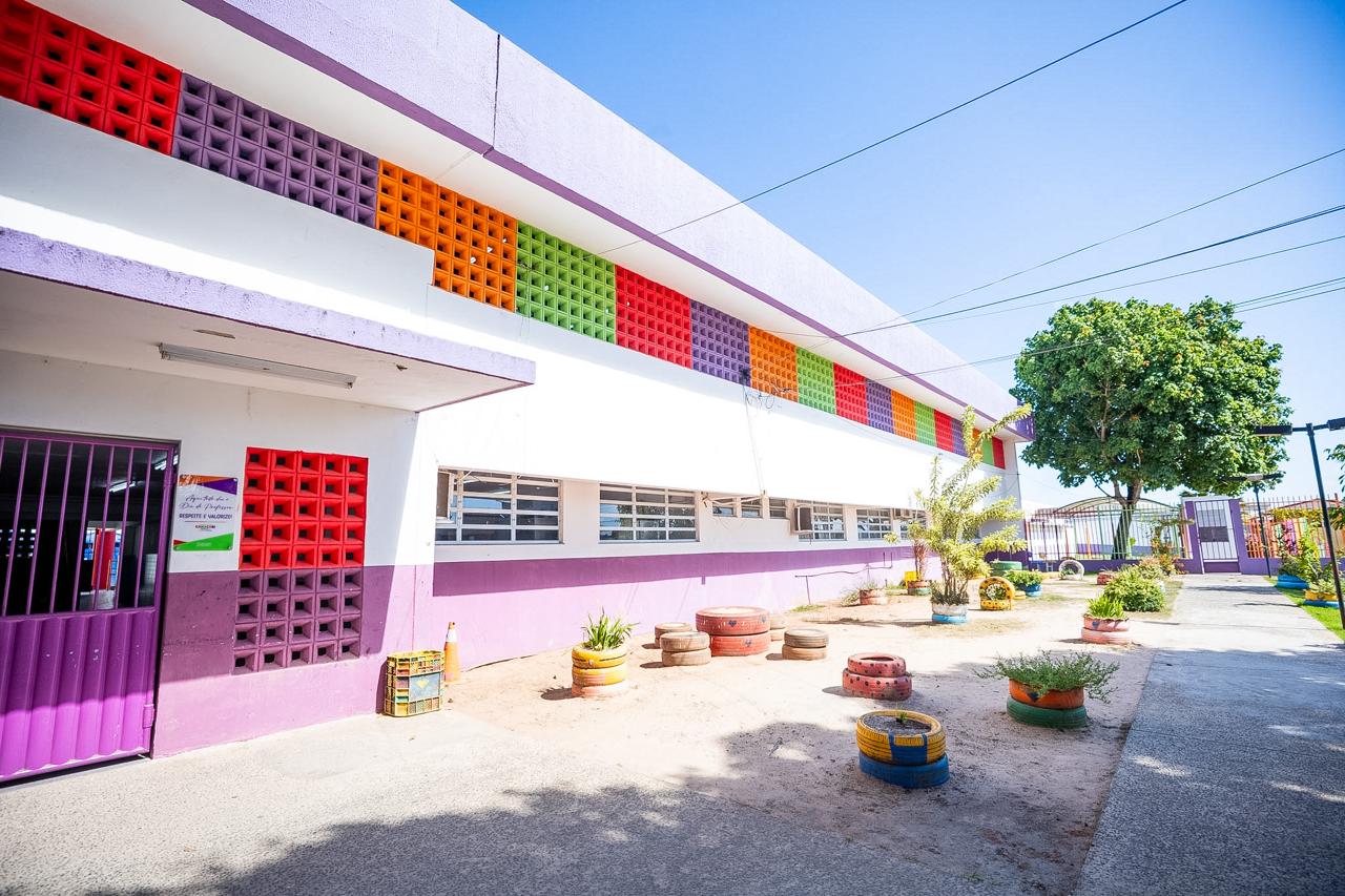 Rede Municipal de Ensino de Camaçari inicia ano letivo de 2026