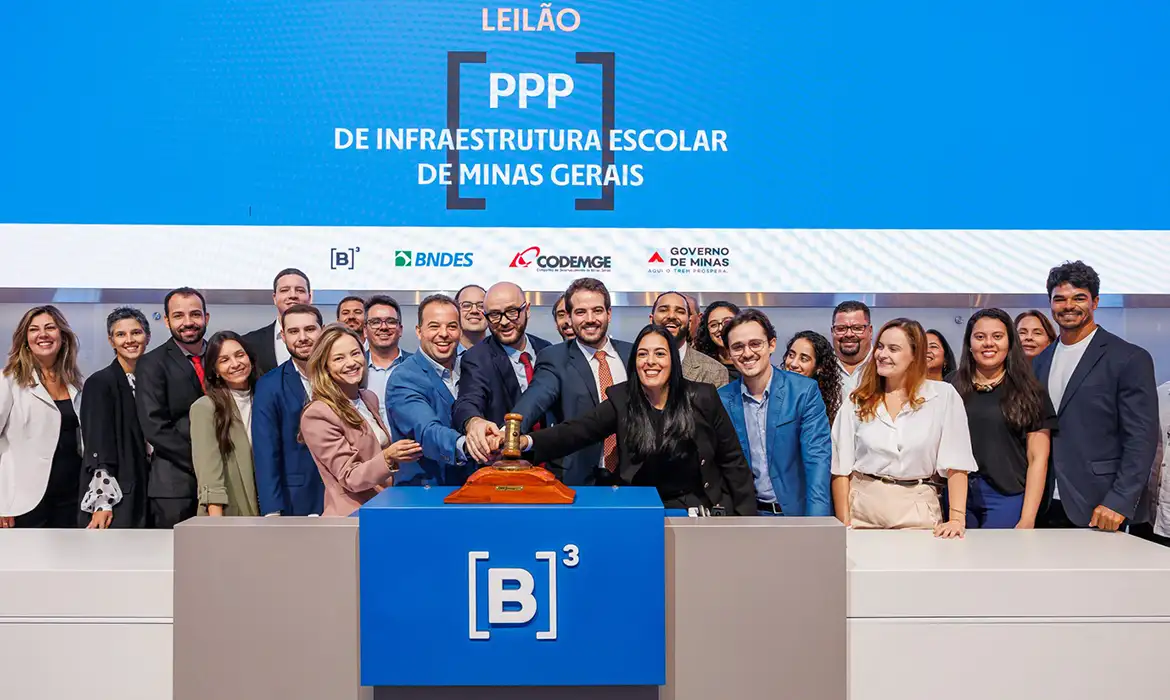 Setor privado assume gestão de infraestrura de escolas em Minas Gerais
