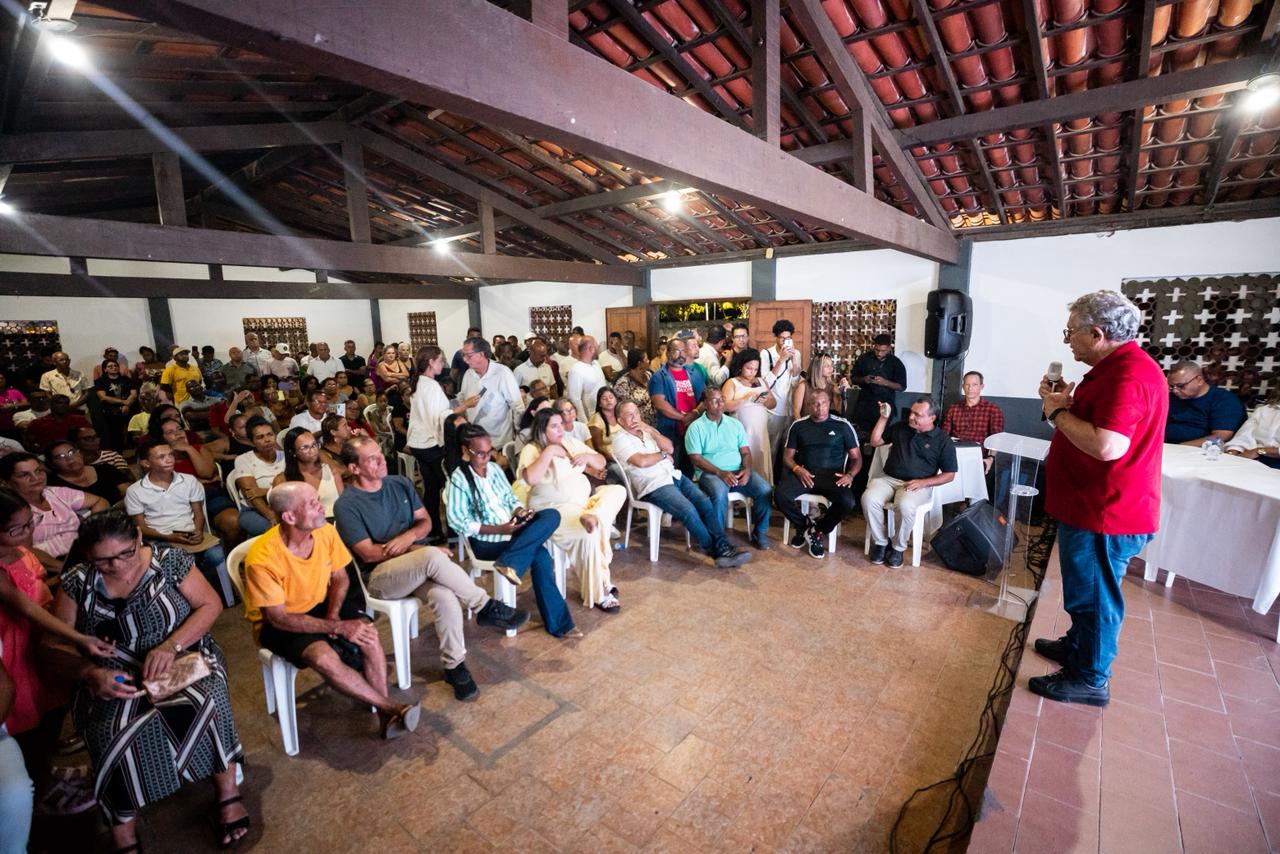 Em diálogo com a comunidade, Prefeitura apresenta projetos de infraestrutura, saúde e esporte para Monte Gordo