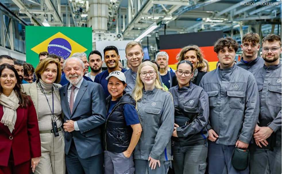 Combustíveis, livros, moradia e parcerias internacionais: a semana do Governo do Brasil