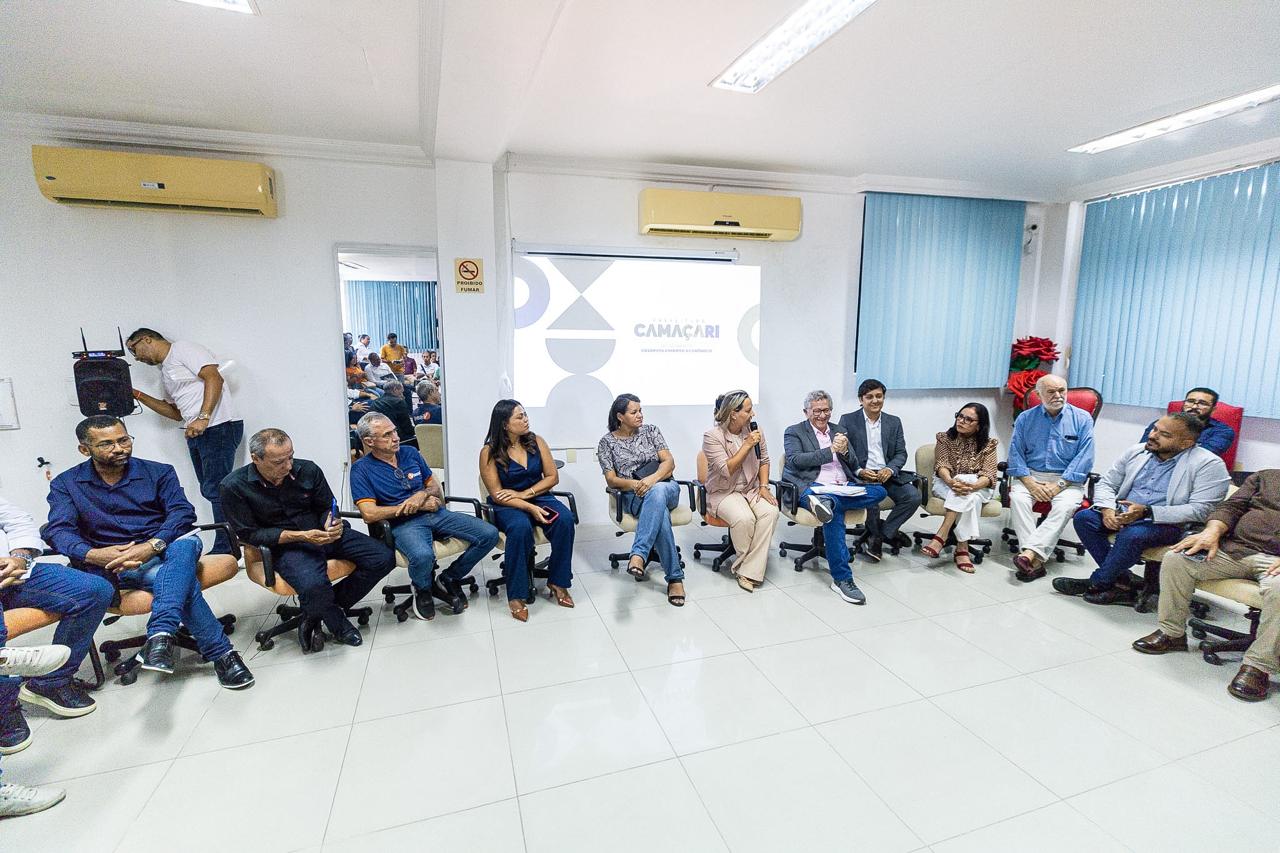 Prefeitura de Camaçari reforça diálogo com comerciantes em reunião com Sicomércio, CDL e ACEC