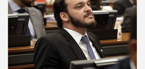 Alvo de operação no Vidigal negociou fuga com ex-deputado