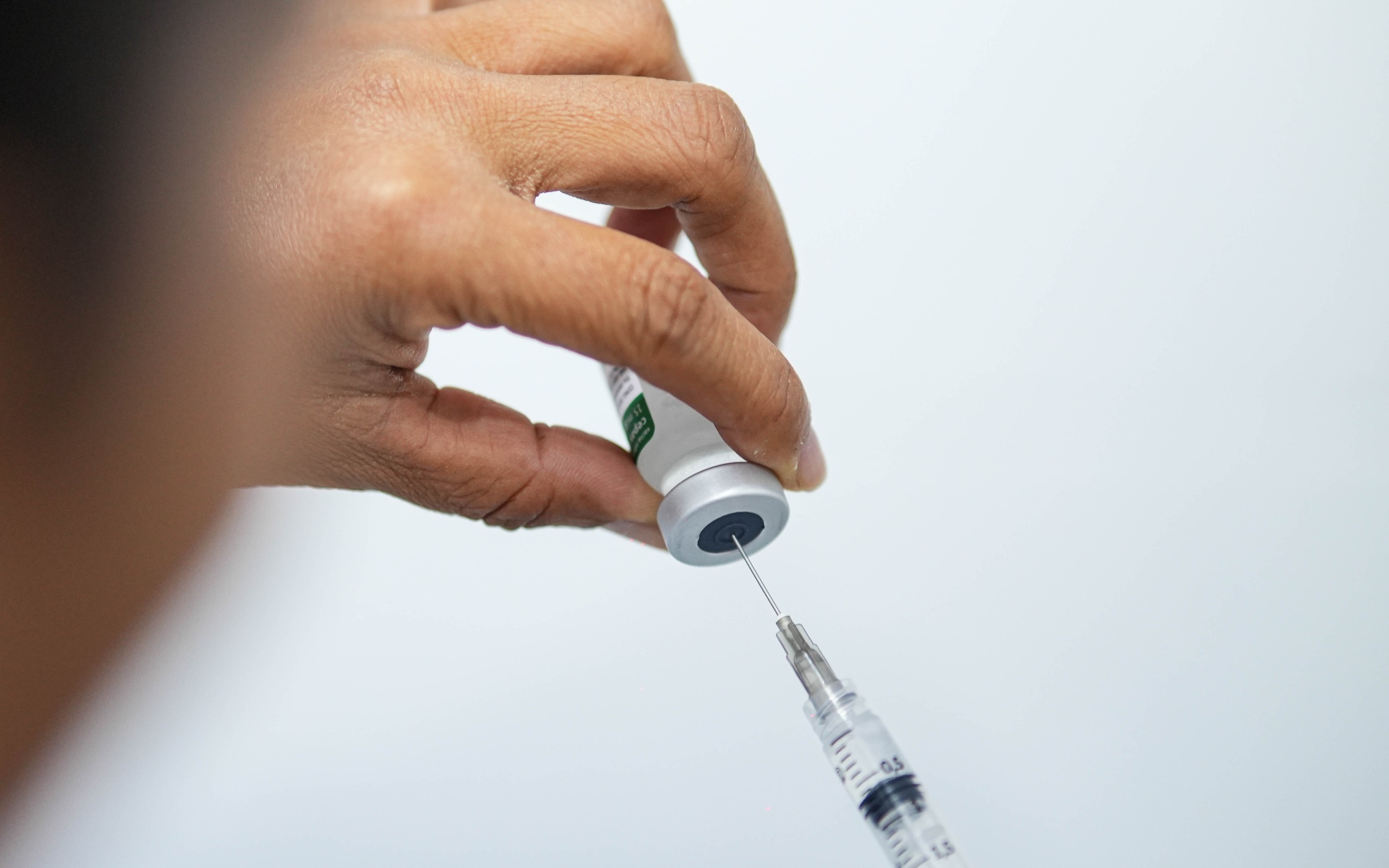 Vacinação contra a gripe é ampliada para toda a população em Camaçari
