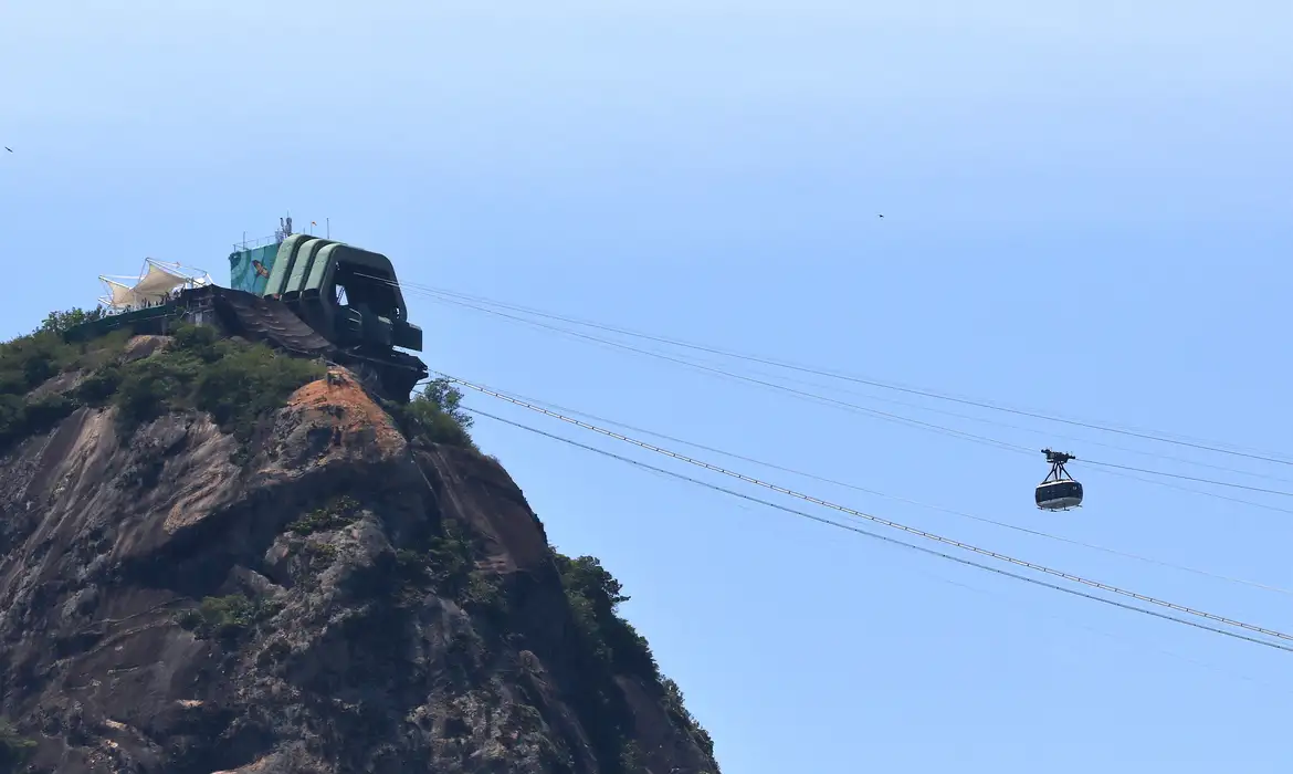Justiça mantém suspensão de obras de tirolesa no Pão de Açúcar