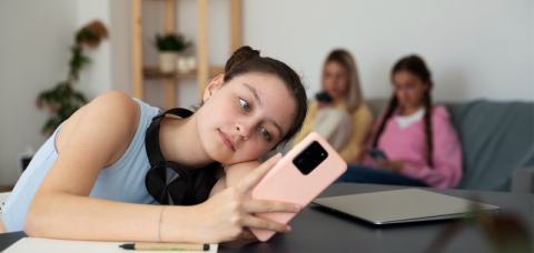 Inatividade física entre adolescentes preocupa especialistas e acende alerta para excesso de tempo em telas