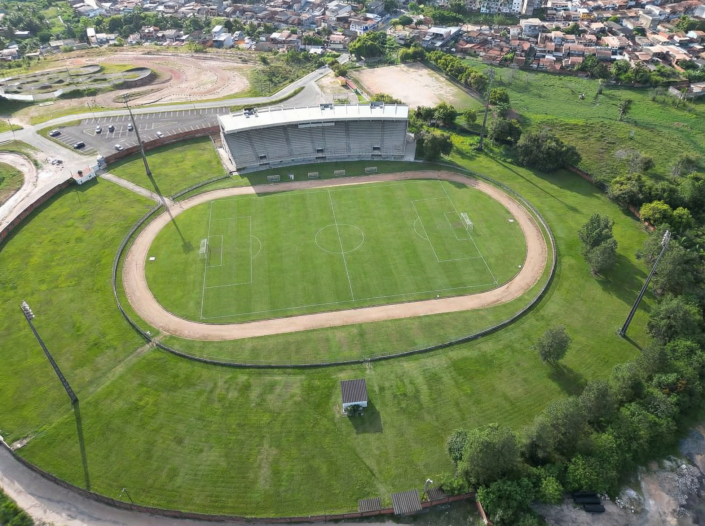 TAC para reforma do estádio municipal de Camaçari será assinado entre Prefeitura e Grupo City neste sábado