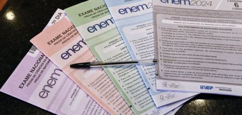 Termina neste domingo prazo escolher idioma da prova do Enem 2026