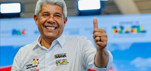 Jerônimo anuncia obras de urbanização durante visita ao VLT